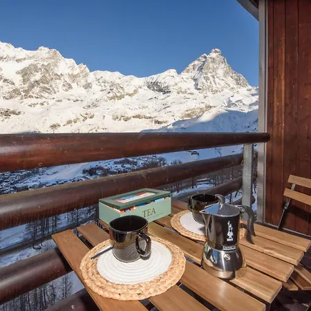 Cervinia In Out - Grande Ourse * 布勒伊-切尔维尼亚