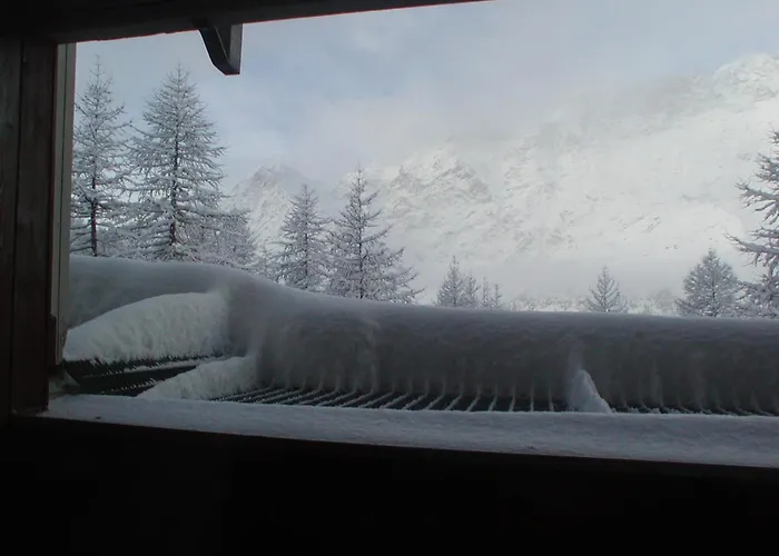 Erikzang - Cervinia In Out Appartamento