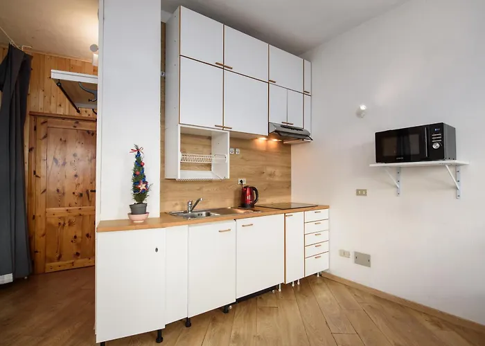 Erikzang - Cervinia In Out Breuil-Cervinia