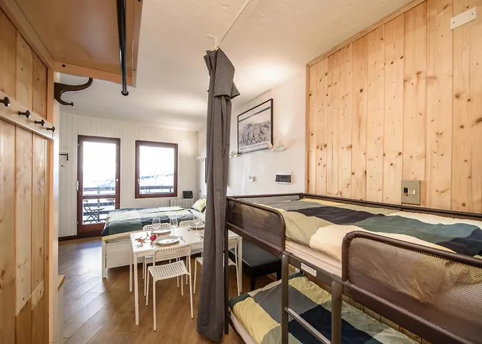 Erikzang - Cervinia In Out *